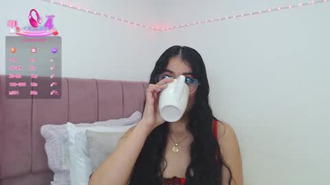 GabrielaRossa online show from September 22, 2025, 12:51 pm