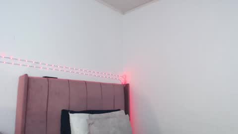 Snapshot of gabrielarossa chatting on February 6, 2026, 1:25 pm GabrielaRossa online show from February 6, 2026, 1:25 pm