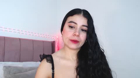GabrielaRossa online show from May 1, 2026, 3:05 pm