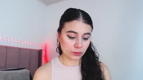 GabrielaRossa online show from May 12, 2026, 2:03 pm