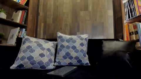 gabrieldraven online show from December 1, 2025, 7:19 pm