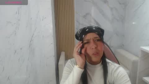 Gabriella online show from April 16, 2026, 1:34 pm