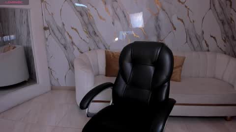 Gabriella Lee online show from December 16, 2025, 2:49 am