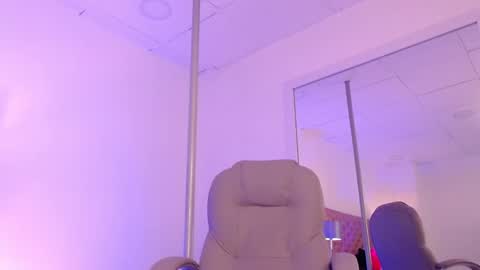 Gaby  online show from February 5, 2025, 3:34 am