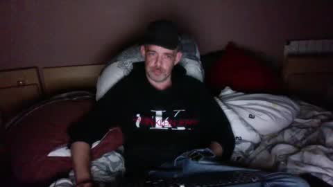 gabssss0802 online show from December 8, 2024, 12:40 am