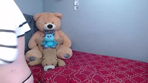 Gabriela online show from June 17, 2026, 7:37 pm