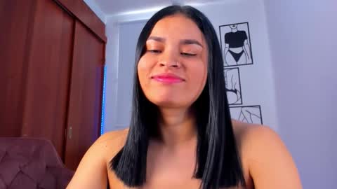    online show from November 26, 2025, 7:37 pm