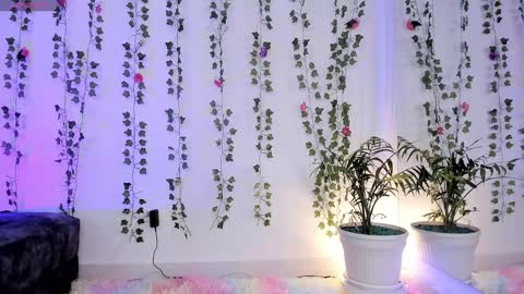 Gaby  online show from February 28, 2025, 7:05 am