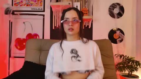 Gaby  online show from October 10, 2025, 1:32 pm