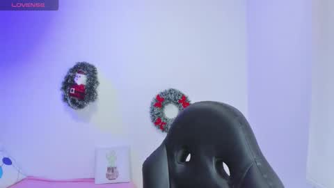 Gabriela online show from December 11, 2024, 11:32 pm