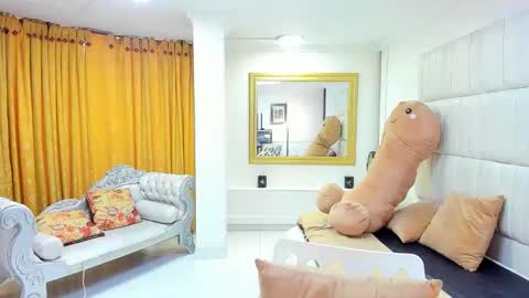 gabriela online show from October 20, 2025, 4:40 pm