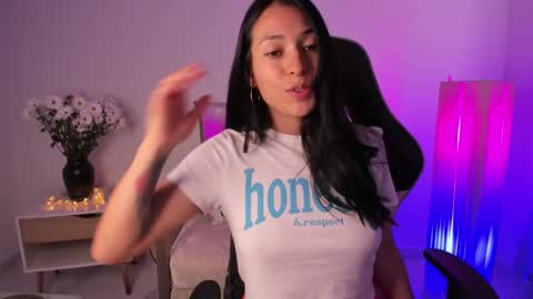 Gabriela online show from March 4, 2025, 8:05 pm