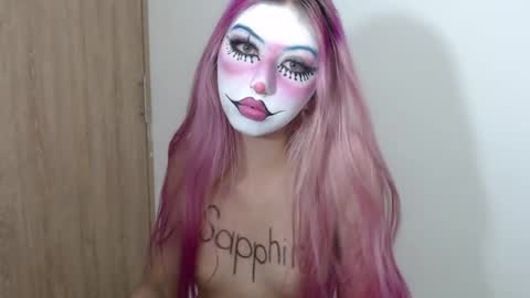 gabygumms online show from December 2, 2025, 8:19 am