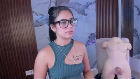 Snapshot of gabyhott_ chatting on July 21, 2026, 7:16 pm Gaby online show from July 21, 2026, 7:16 pm