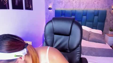 Gaby Jackson1 online show from November 19, 2025, 12:27 pm