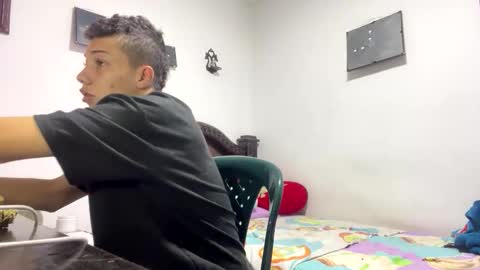 gadiel_sex online show from May 9, 2026, 8:19 am