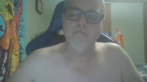 gadude45 online show from November 7, 2025, 2:55 am