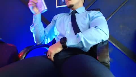 Gael Williams online show from March 8, 2025, 12:00 am