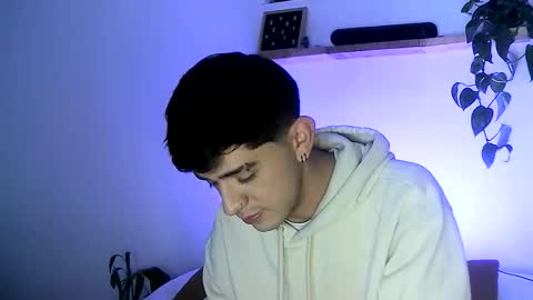 Snapshot of gaelgarcia07 chatting on March 5, 2026, 4:19 am Gael Garca online show from March 5, 2026, 4:19 am