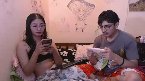 Gaia y Clayde online show from August 5, 2026, 8:11 pm