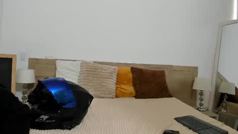 gaia_n_nix online show from July 9, 2026, 8:02 pm