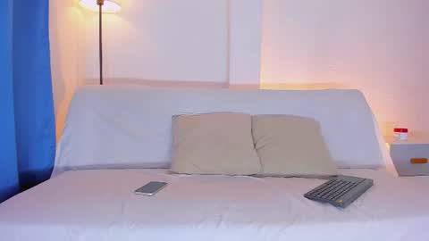 gal_stone_ online show from July 26, 2026, 1:58 am
