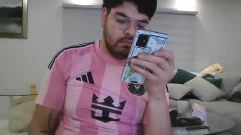 galoricardo10 online show from March 2, 2026, 5:52 am