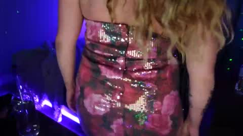 Jenna  - be back MONDAY night.  online show from November 11, 2025, 7:52 am