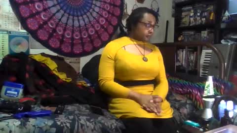 Gardenia online show from November 24, 2025, 12:32 am