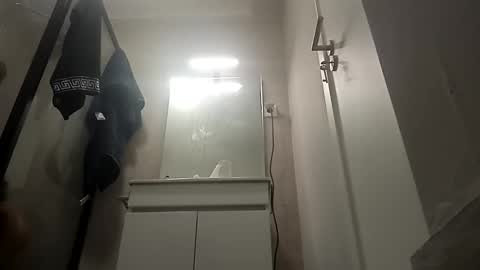 garotodrumon online show from March 20, 2026, 2:38 am