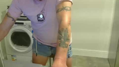 Gaz online show from October 3, 2025, 7:44 pm