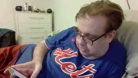 Snapshot of garyg930 chatting on May 17, 2026, 4:21 am Gary online show from May 17, 2026, 4:21 am