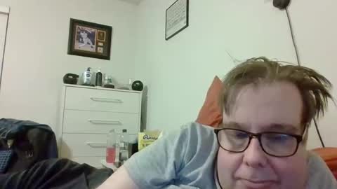 Snapshot of garyg930 chatting on June 3, 2026, 2:47 am Gary online show from June 3, 2026, 2:47 am