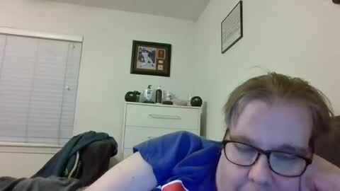 Snapshot of garyg930 chatting on June 15, 2026, 12:35 am Gary online show from June 15, 2026, 12:35 am