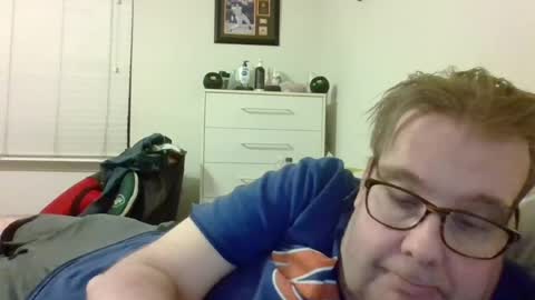 Snapshot of garyg930 chatting on June 17, 2026, 5:43 am Gary online show from June 17, 2026, 5:43 am