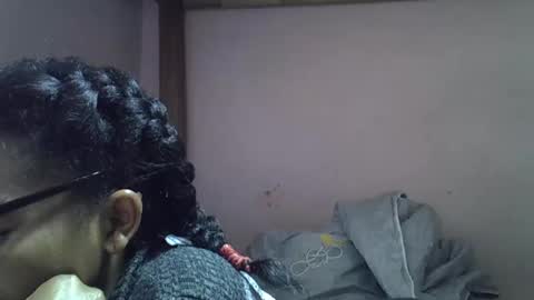 gasielah online show from March 11, 2025, 6:19 pm