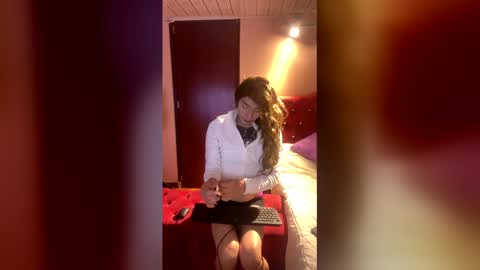 gatita_033 online show from March 13, 2026, 11:06 am