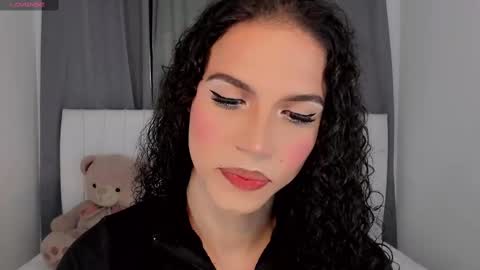 Vnecis Marn online show from October 2, 2025, 2:46 pm