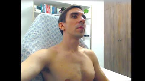 gatosarado23 online show from March 2, 2025, 5:01 am