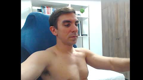 gatosarado23 online show from September 28, 2025, 6:52 am