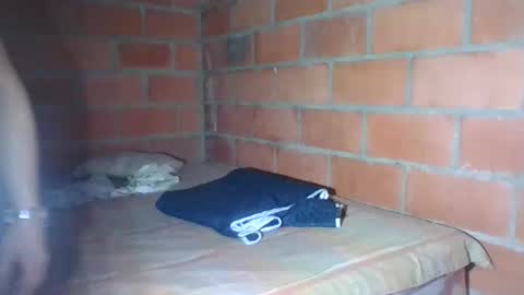 gattitosexy_95 online show from December 18, 2025, 11:33 pm