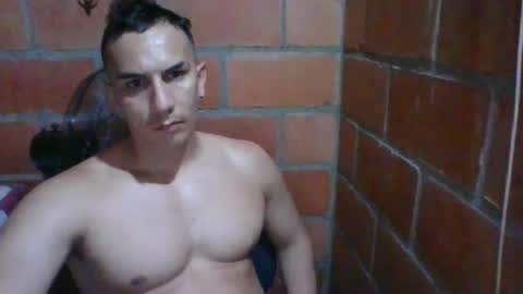 gattitosexy_95 online show from August 3, 2026, 5:06 pm