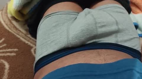 gbbdjr123 online show from April 7, 2026, 4:51 pm