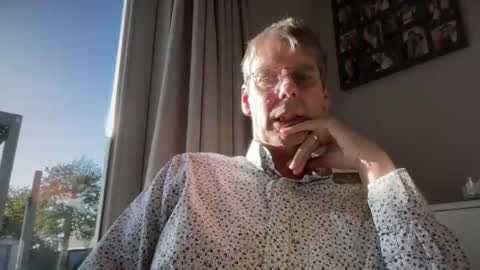 geertjem online show from October 24, 2025, 2:13 pm
