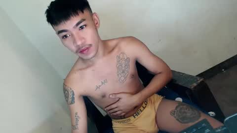 Snapshot of gelluxxx chatting on March 24, 2026, 10:42 am gelo online show from March 24, 2026, 10:42 am
