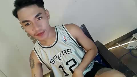 Snapshot of gelluxxx chatting on April 9, 2026, 11:15 am gelo online show from April 9, 2026, 11:15 am