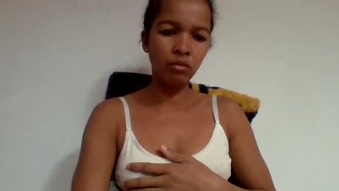 Snapshot of gelmene chatting on June 22, 2026, 3:36 am gelmene online show from June 22, 2026, 3:36 am