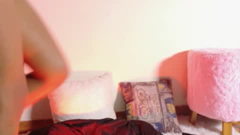 gema_shiny online show from October 3, 2025, 3:47 am