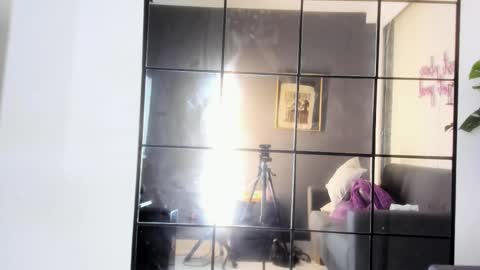 geminis muentes online show from November 27, 2025, 8:00 pm