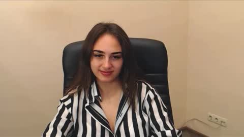 Gemma online show from September 15, 2025, 6:13 am